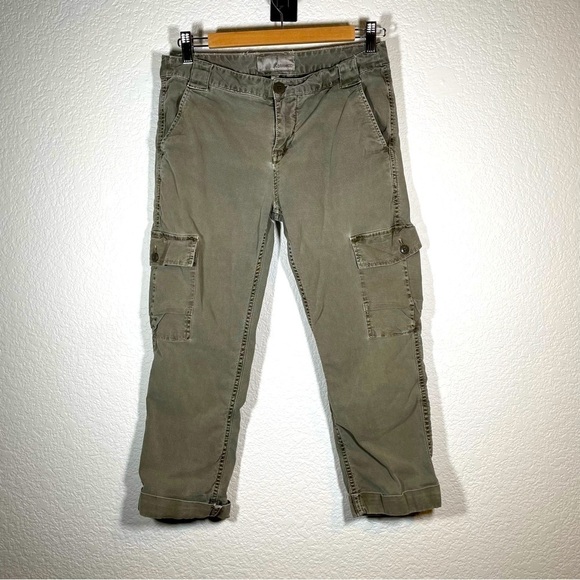 gramicci Pants - Gramicci Capri Cargo Pants Army Green Women’s Size 4 Cotton Flat Front Cuffed